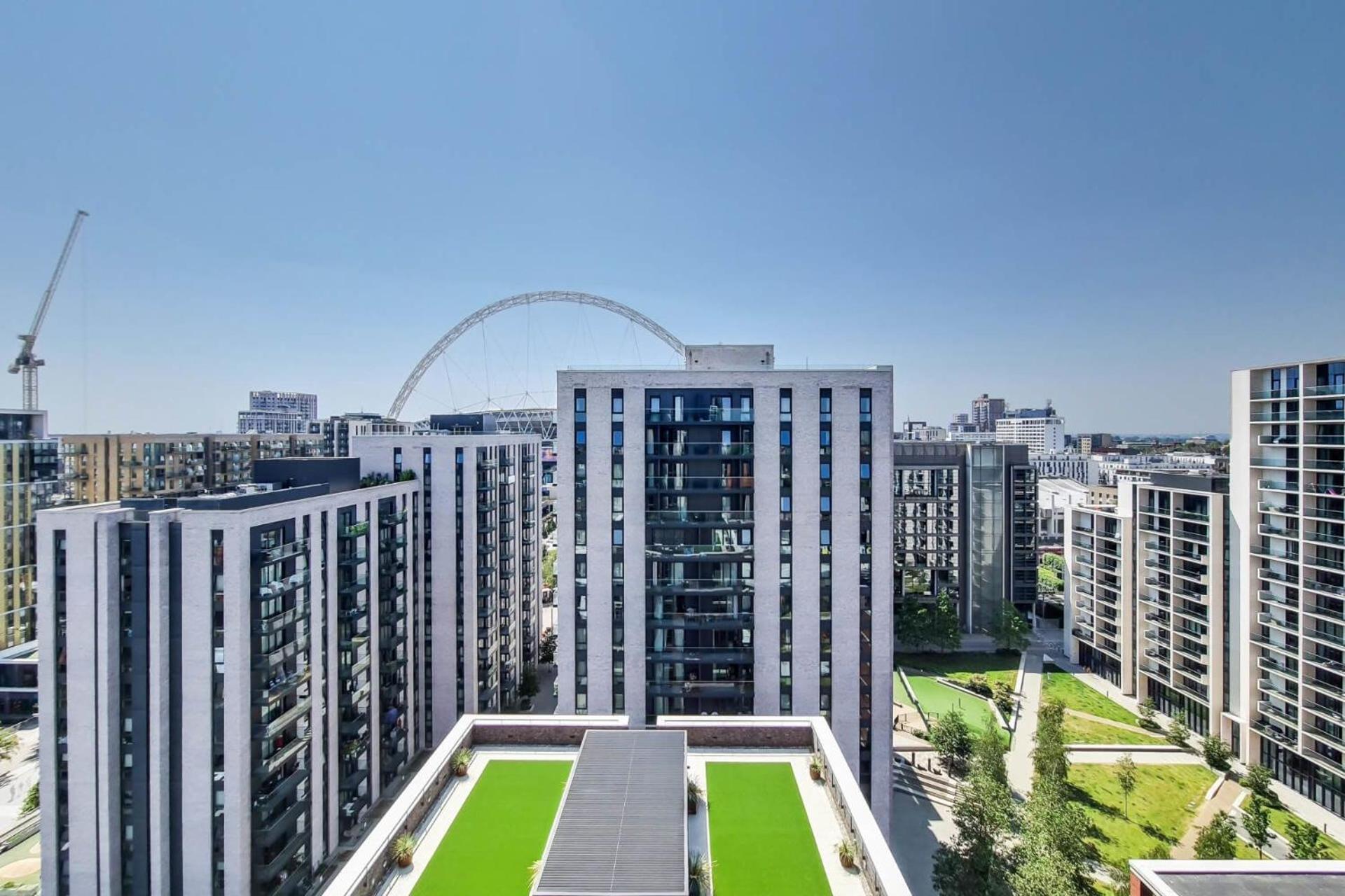 Botanical-Inspired Apartments At Repton Gardens Right In The Heart Of Wembley Park لندن المظهر الخارجي الصورة