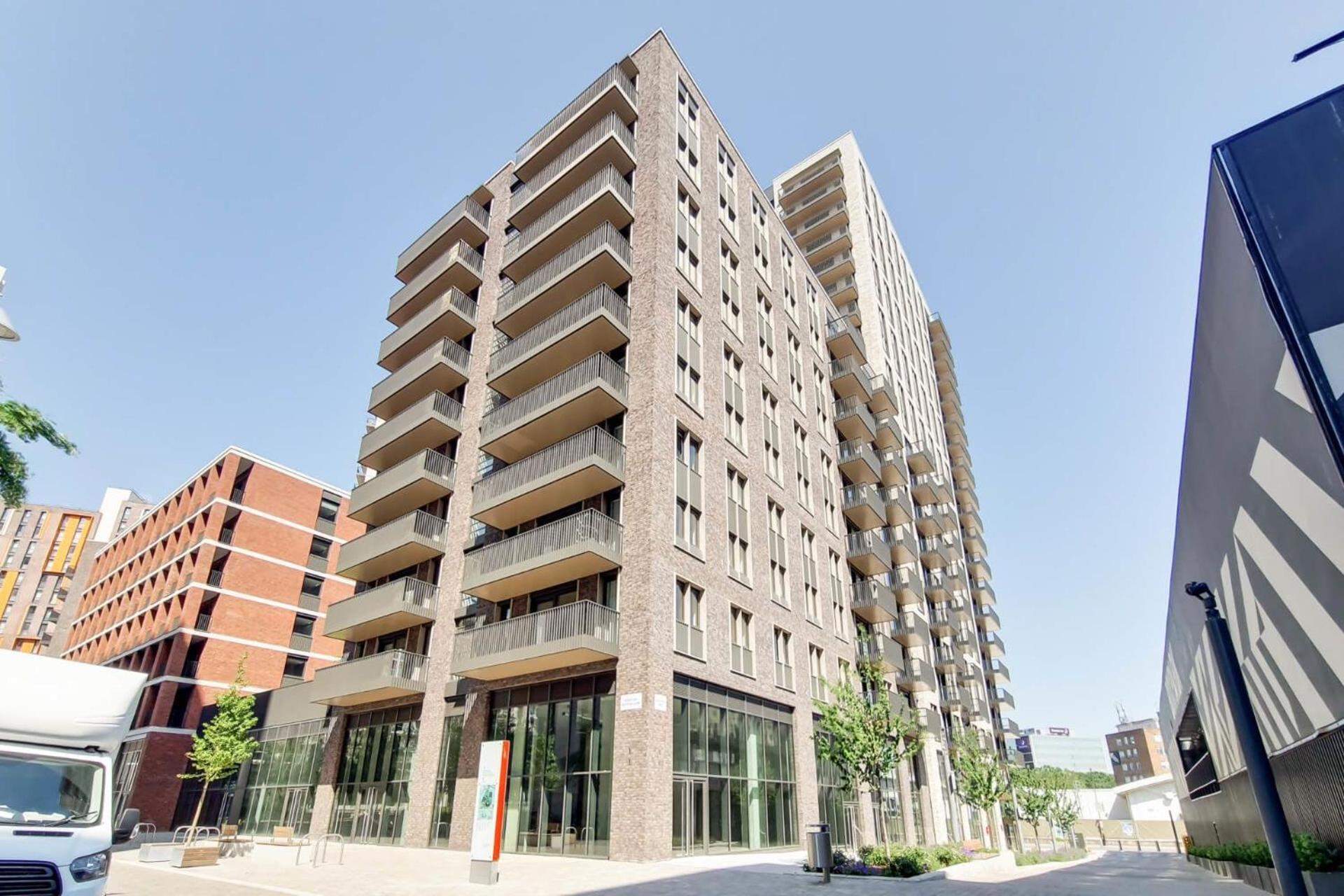 Botanical-Inspired Apartments At Repton Gardens Right In The Heart Of Wembley Park لندن المظهر الخارجي الصورة