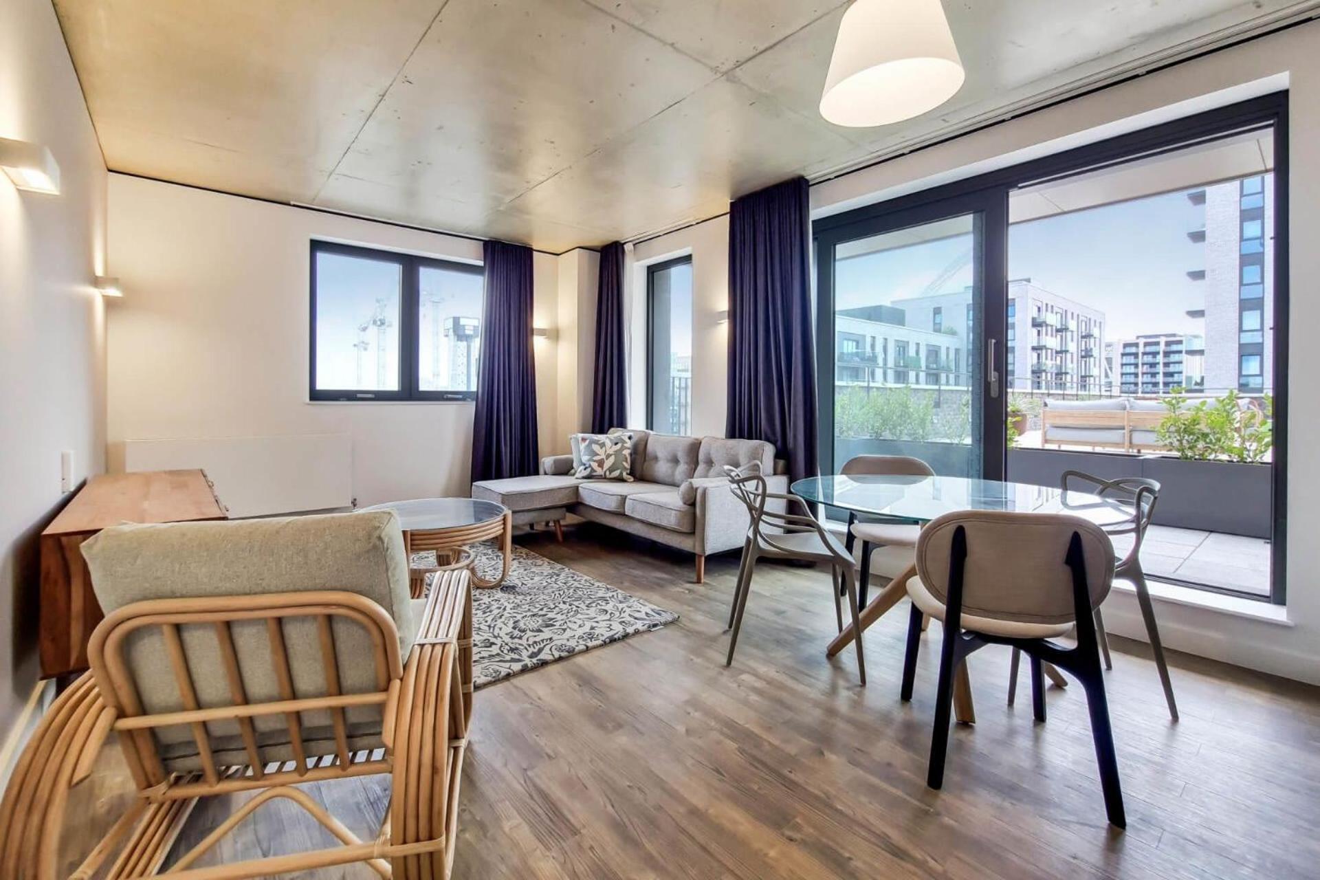 Botanical-Inspired Apartments At Repton Gardens Right In The Heart Of Wembley Park لندن المظهر الخارجي الصورة